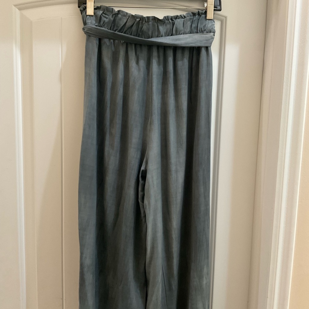Wide Leg Pants From Vici L - Picture 6 of 6